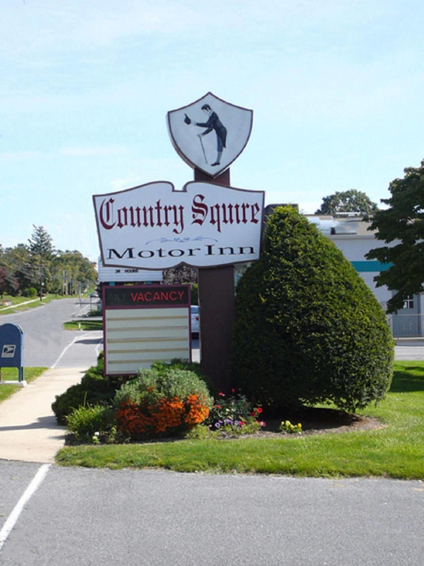 Country Squire Inn And Suites New Holland ภายนอก รูปภาพ